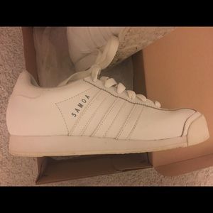Women Adidas Samoa size 7.5